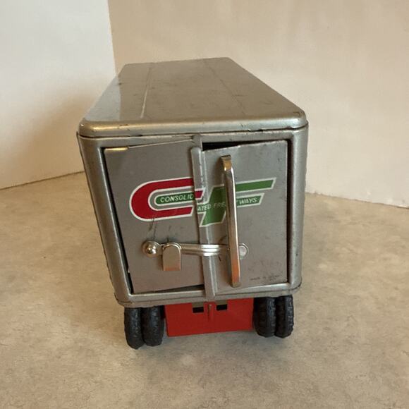 Vtg Japan Tin Toy Consolidated Freightways CF Box Trailer Metal 60’s - Picture 4 of 10